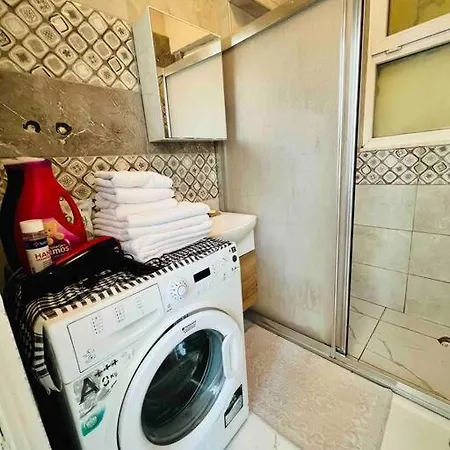 Apartment And Comfy 3b In Besiktas *