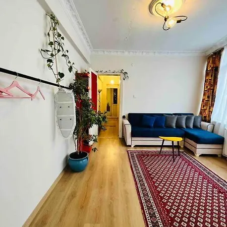 And Comfy 3b In Besiktas Istanbul