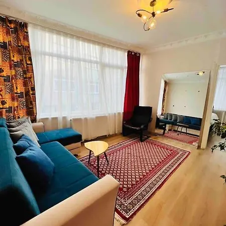 And Comfy 3b In Besiktas *