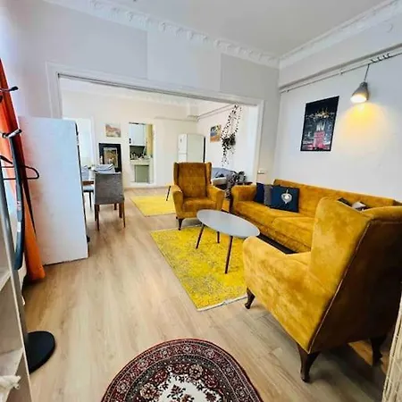 Appartement And Comfy 3b In Besiktas Istambul